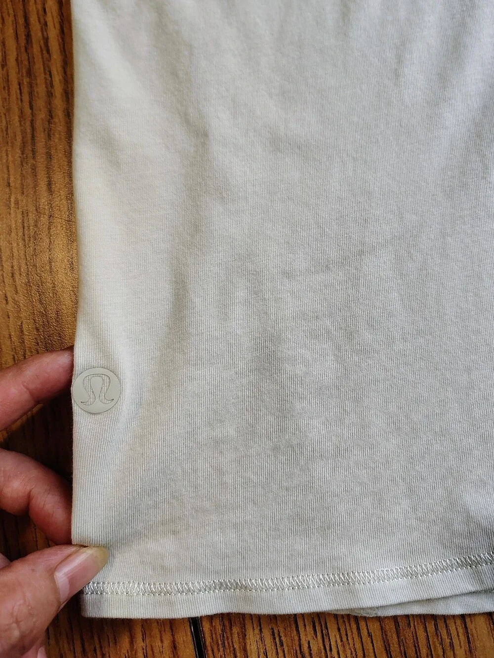Lululemon All Tied Up Tank Top Very Light Green Spring cotton sz 8 (M).